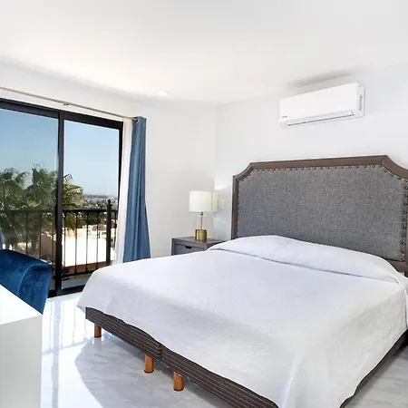 Sky & Ocean-View Suite In Heart Of Cabo!